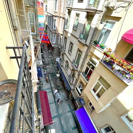 公寓 4 And Living New Family House Facility On Istiklal Street In Taksim Center